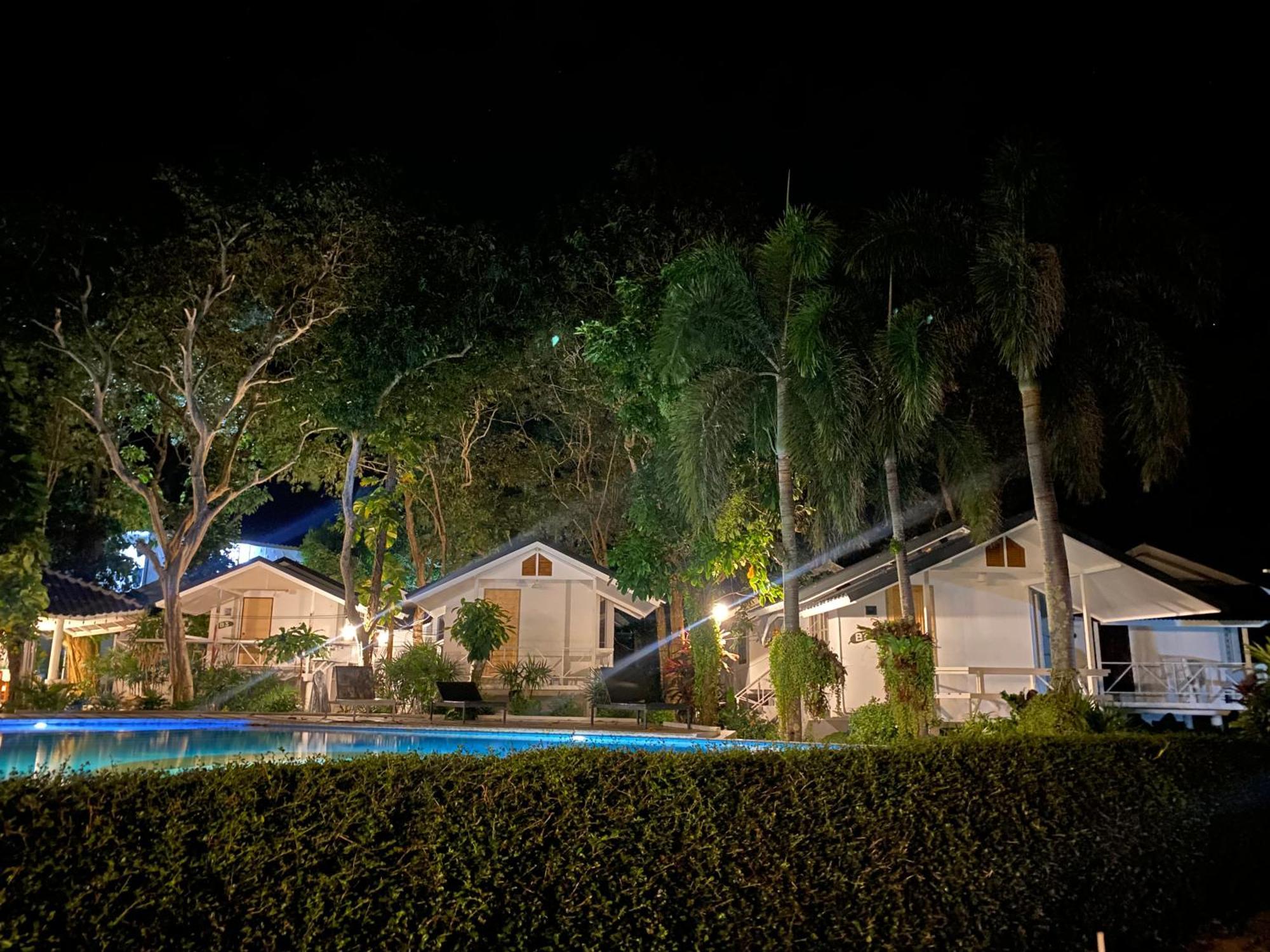 White House Bailan Resort Koh Chang Buitenkant foto